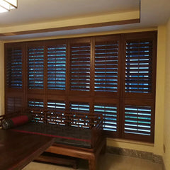 House Arrive to Install Wooden Security Jalousie Shutter Window on China WDMA